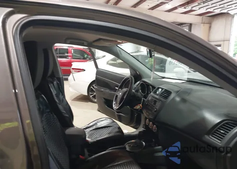 2017 Mitsubishi Outlander Sport 2.0 Es/2.0 Le z USA, uszkodzony, nr VIN JA4AP3AU8HZ014930